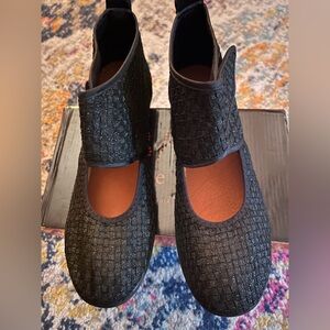 Bernie Mev Vergara Woven Mary Jane size 40 eu=9.5 us NWT